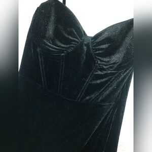 Elegant Black Velvet Dress Size Large
